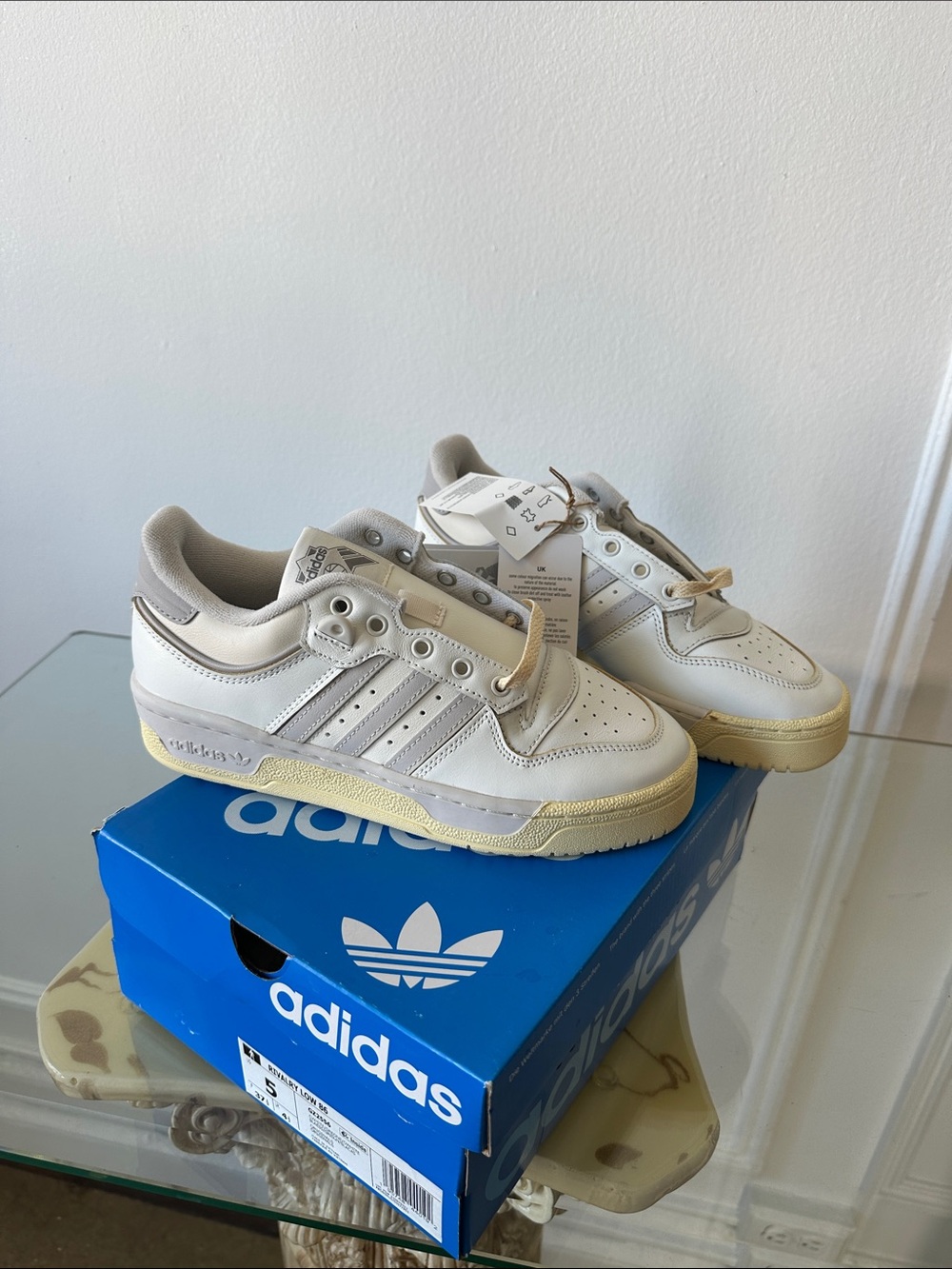adidas Cream and Beige Low-Top Sneakers - Picture 6 of 7